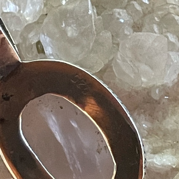 Rose Quartz Pendant in Sterling Silver Setting - Picture 4 of 7